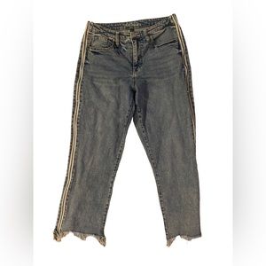 Distressed High-Waisted Zipper Jeans